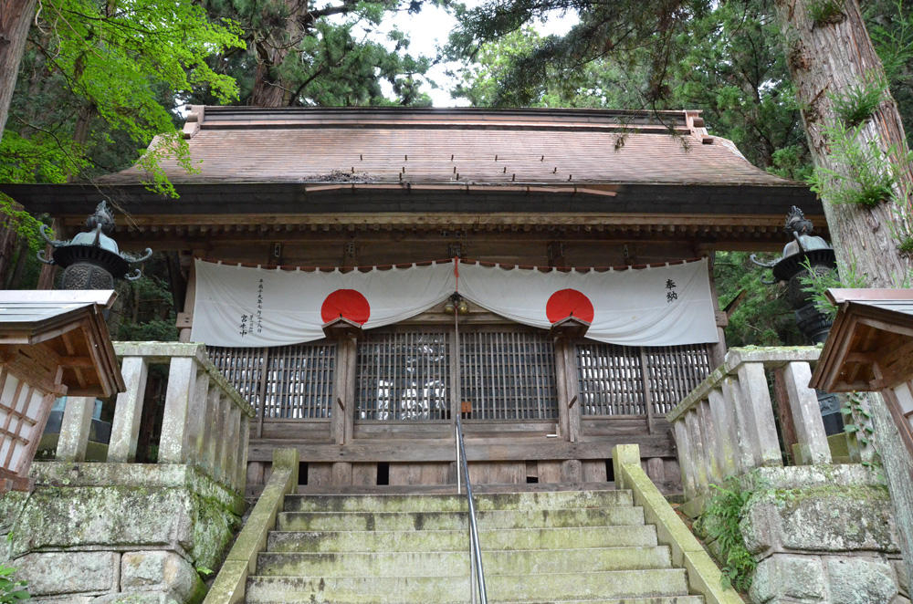 神明宮　拝殿