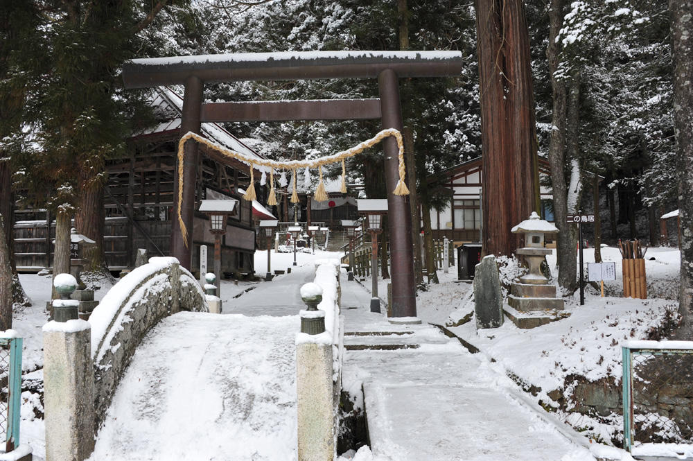 神明宮　舞台