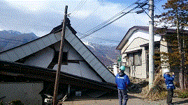 神城断層地震により倒壊した住宅